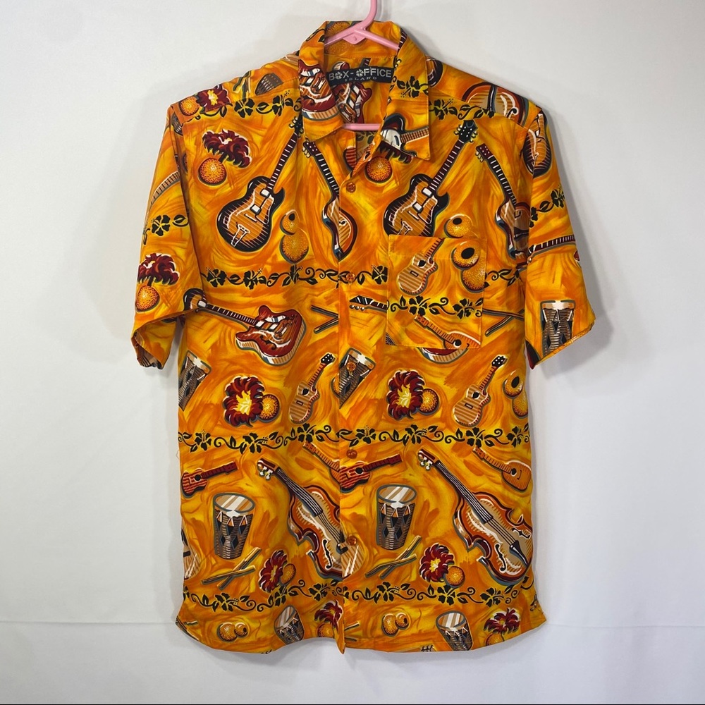 Box Office Island Shirt. Size Large 16-18